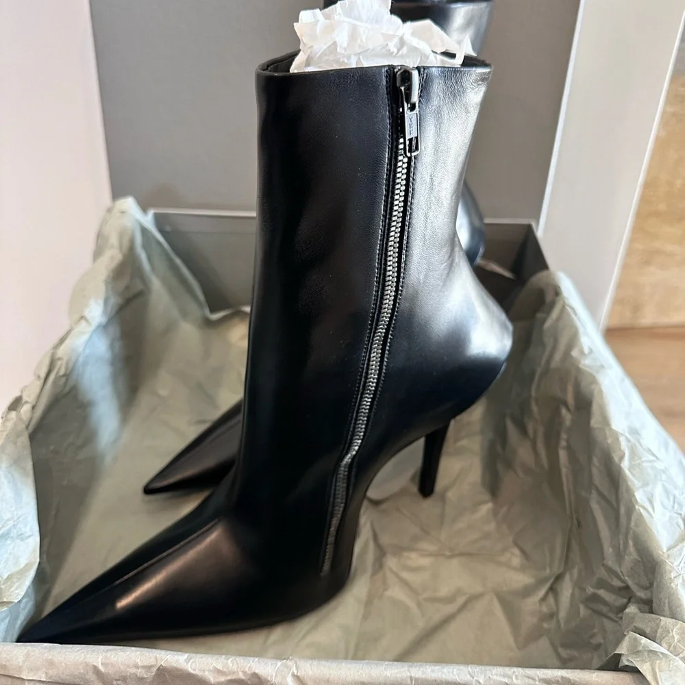 Balenciaga Witch Bootie Sleek Black Pointed Heels - Picture 3 of 5